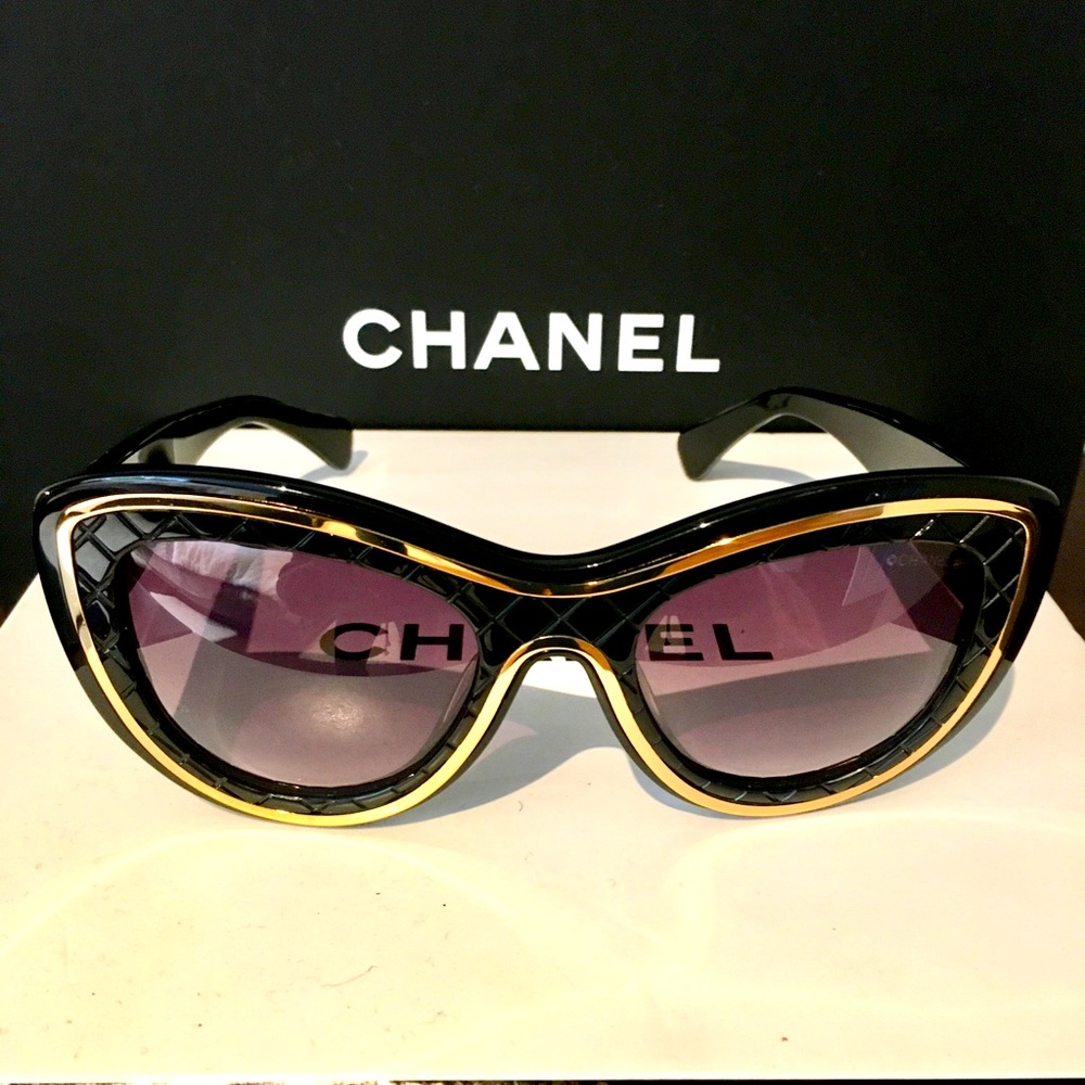 Beautiful Chanel Sunglasses